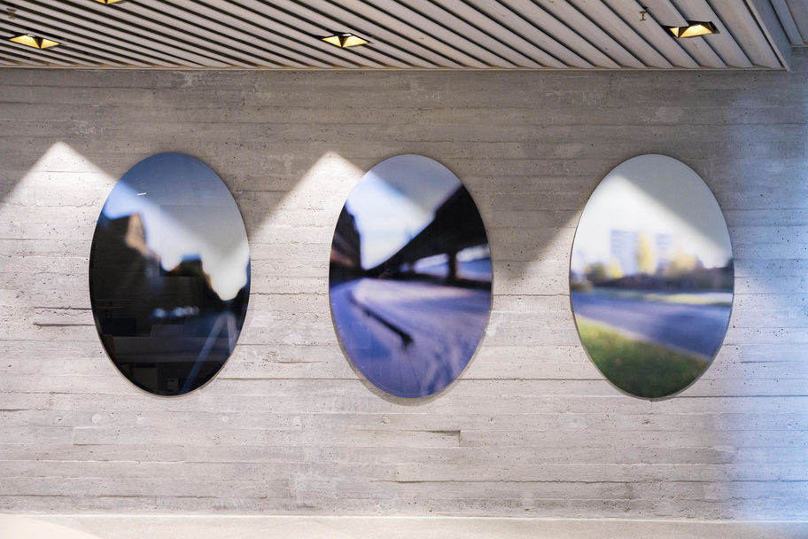 Kari Soinio. A Beautiful City, 2006. Dipoli Art Collection. Image: Mikko Raskinen.