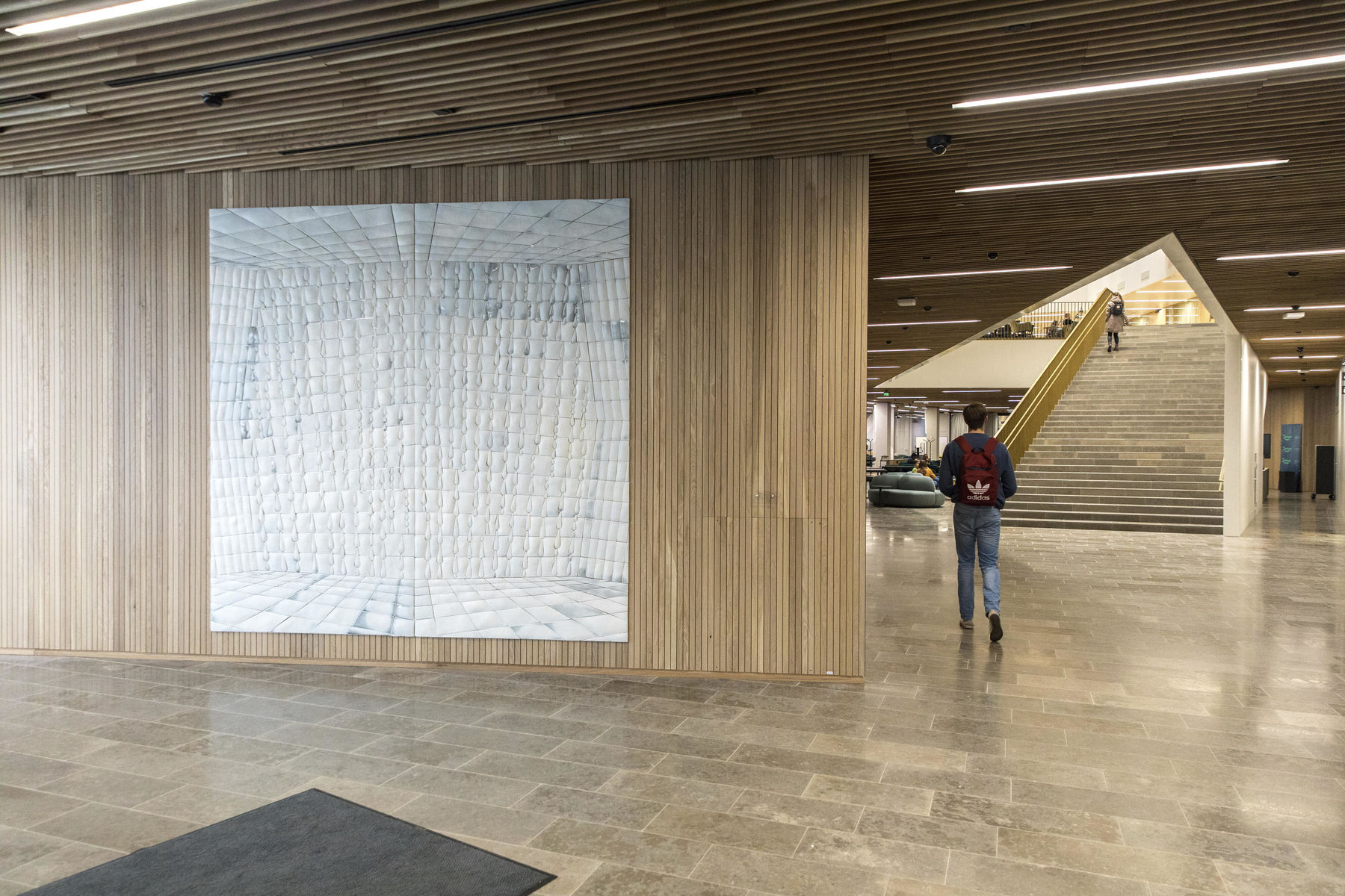 KIRSI KIVIVIRTA "STAGE" 2019 (Image: Mikko Raskinen)